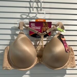 NWT Maidenform Racerback Smoothing Back and Sides for shape and support.